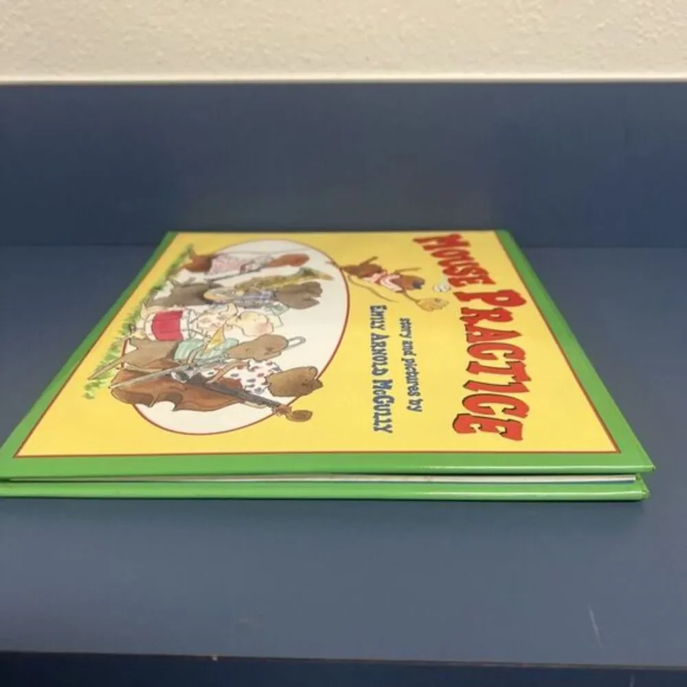MOUSE PRACTICE By Emily Arnold Mccully - Hardcover *mint Condition* 1999 Rare‎